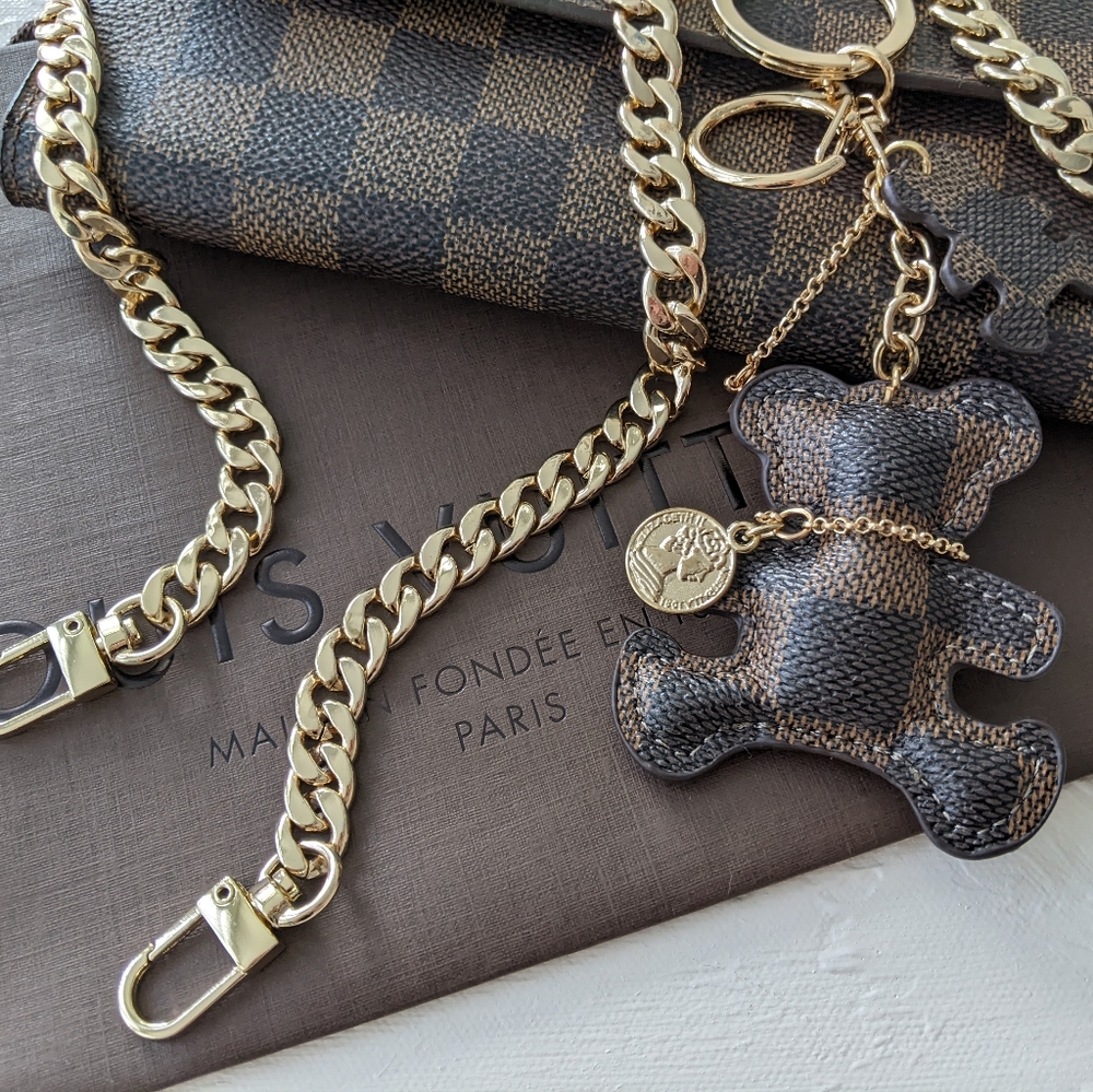 Louis Vuitton wallet - Picture 13 of 13